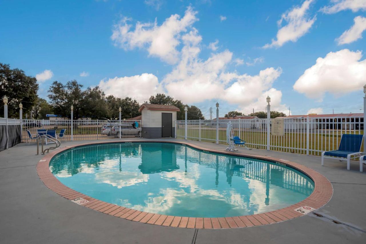 Best Western Ville Platte Екстериор снимка