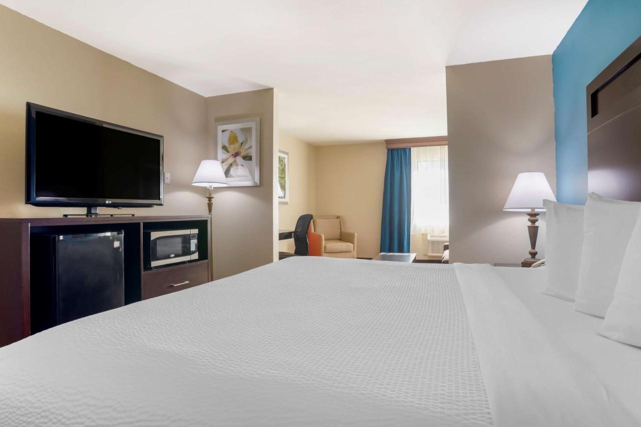 Best Western Ville Platte Екстериор снимка