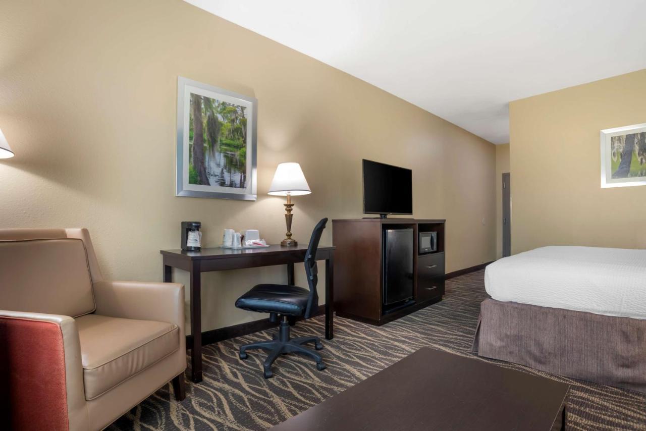 Best Western Ville Platte Екстериор снимка