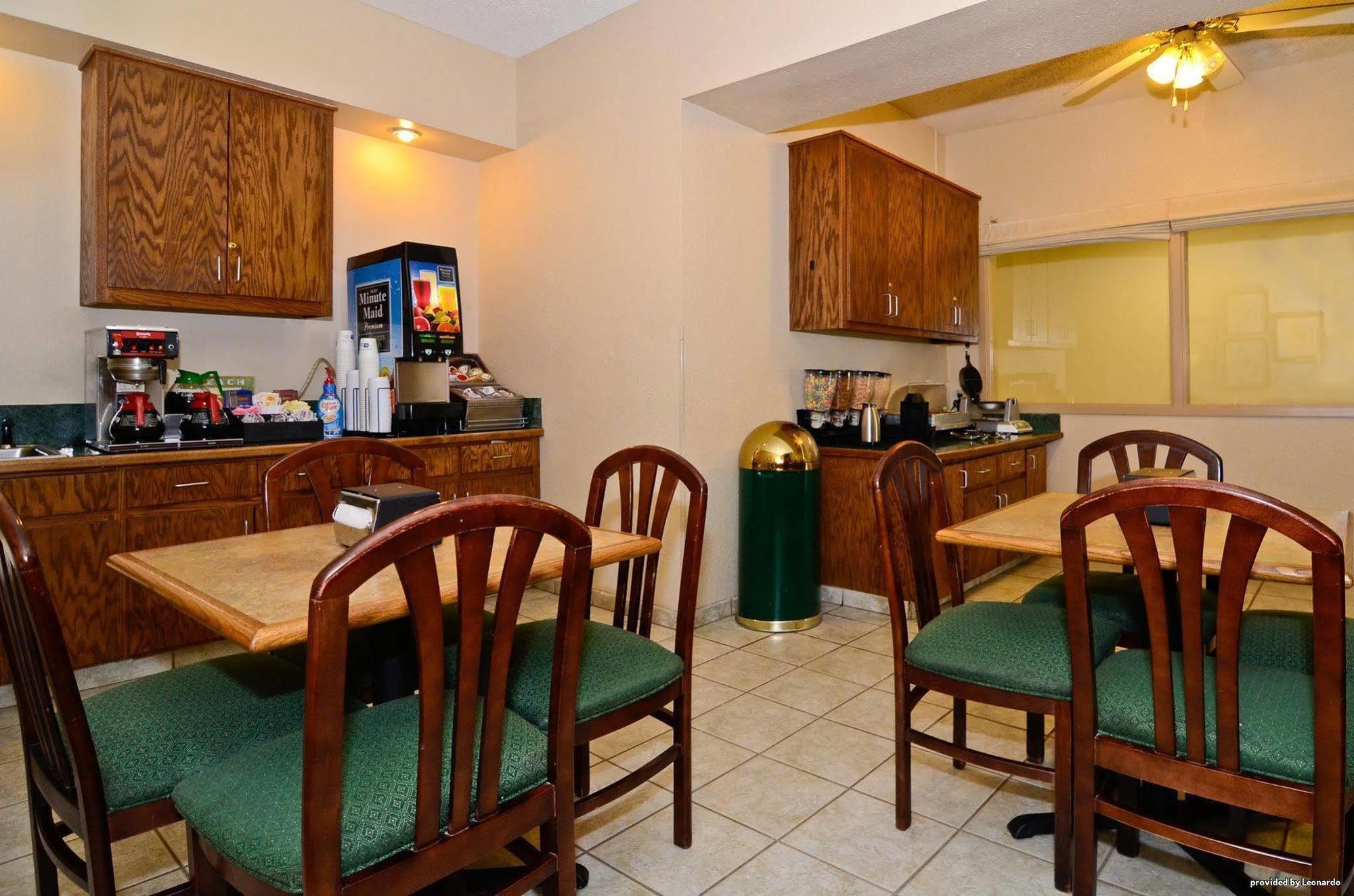 Best Western Ville Platte Екстериор снимка