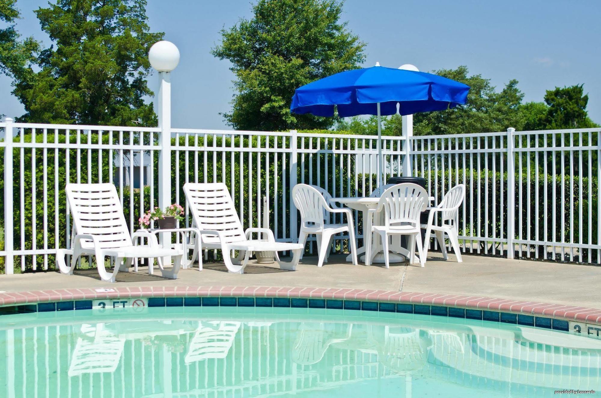 Best Western Ville Platte Екстериор снимка