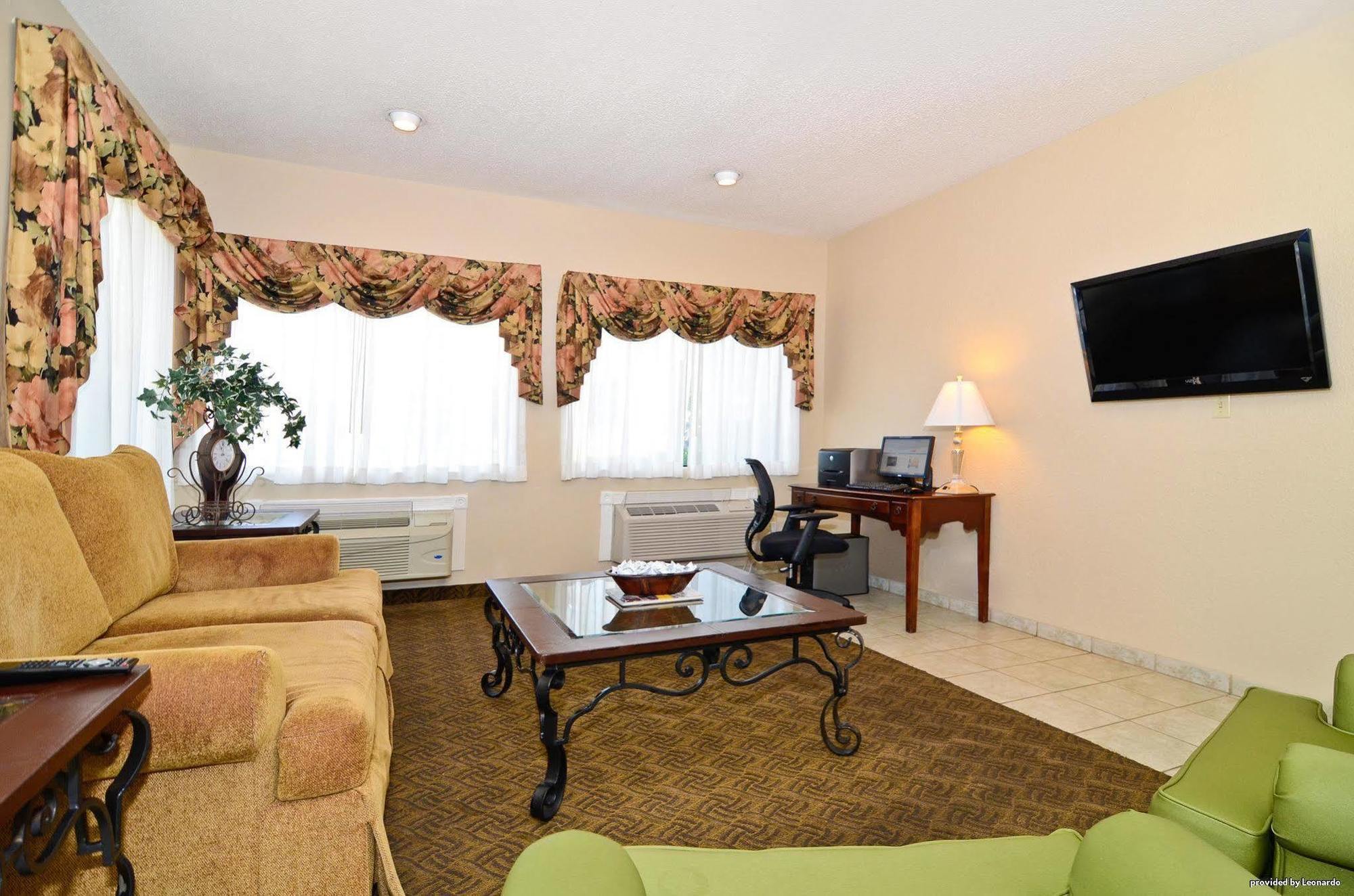 Best Western Ville Platte Екстериор снимка