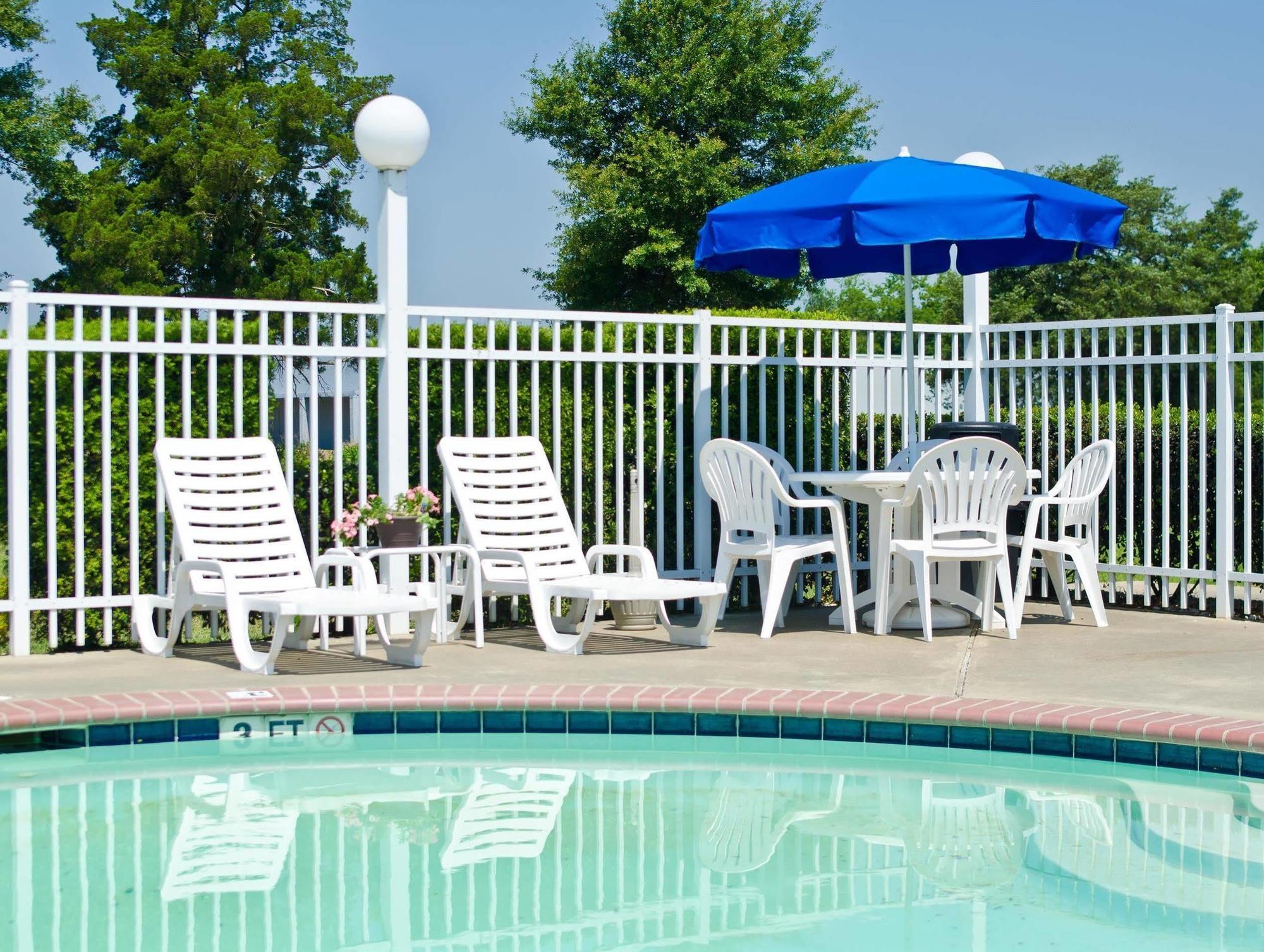 Best Western Ville Platte Екстериор снимка