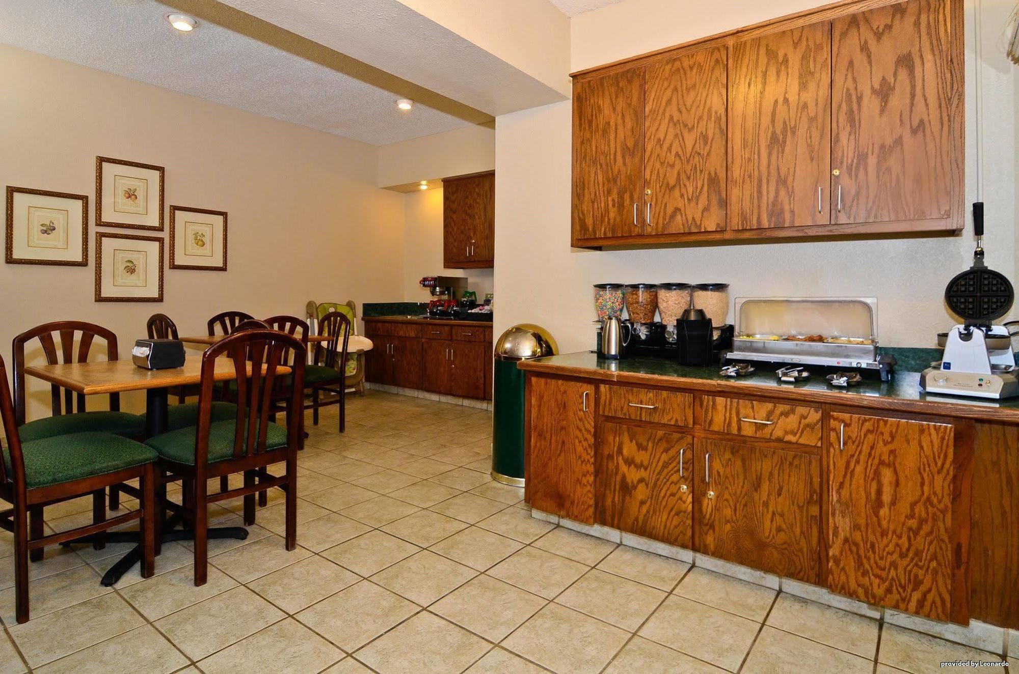 Best Western Ville Platte Екстериор снимка